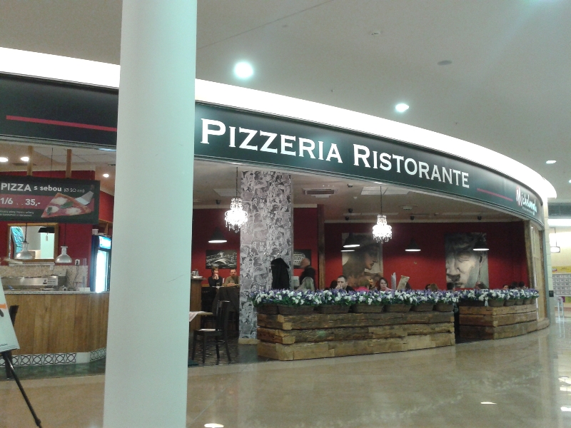 pizzeria Michelangelo v Liberci