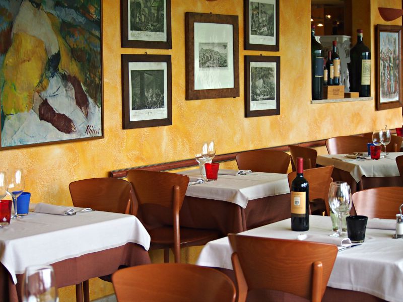 interiér italské restaurace