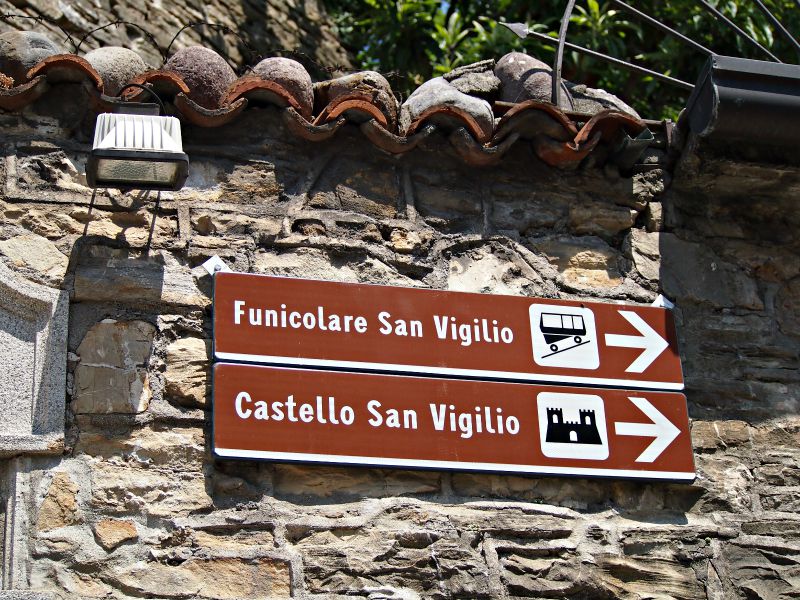 cesta na hrad itálie